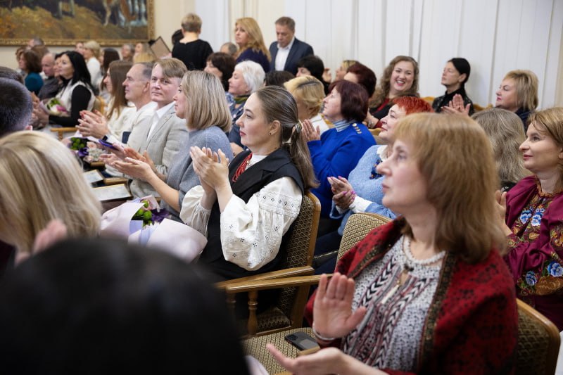 Відзначив кращих працівників національного педагогічного університету імені Г. С. Сковороди Ігор Терехов: Новини Харкова